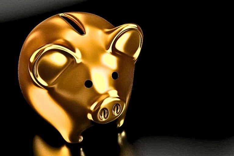Online Banks vs. Traditional Banks: What Works Better for a Business?