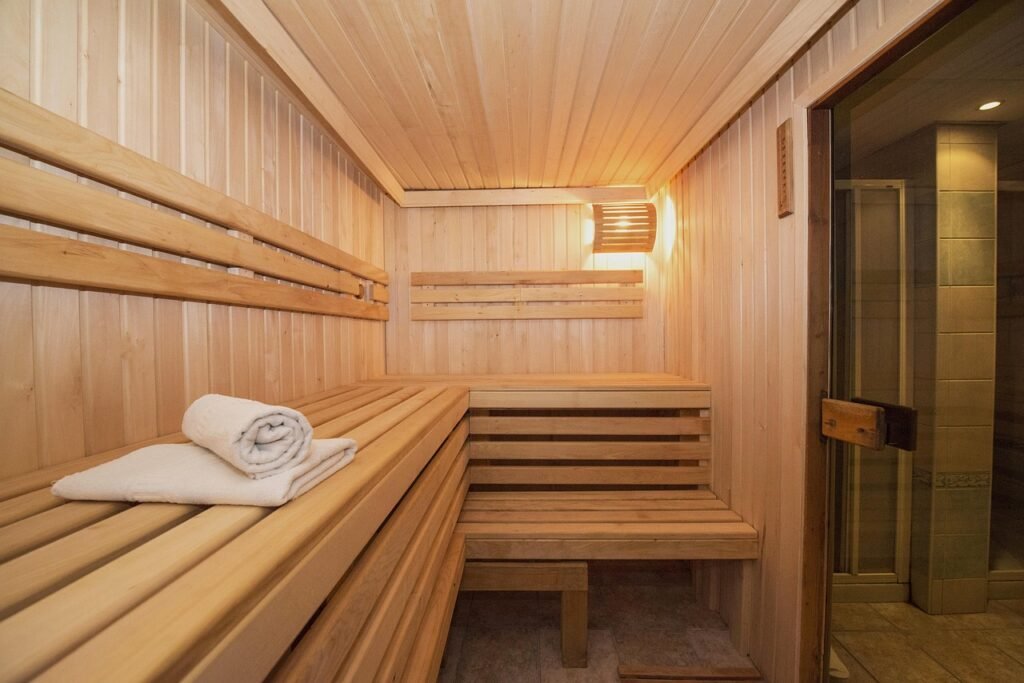 cheap service hotels in the USA
