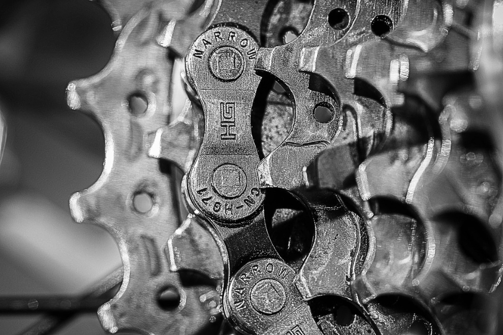 Prompt Engineering: The Complete Guide to Writing Better AI Prompts and Getting Exceptional Results